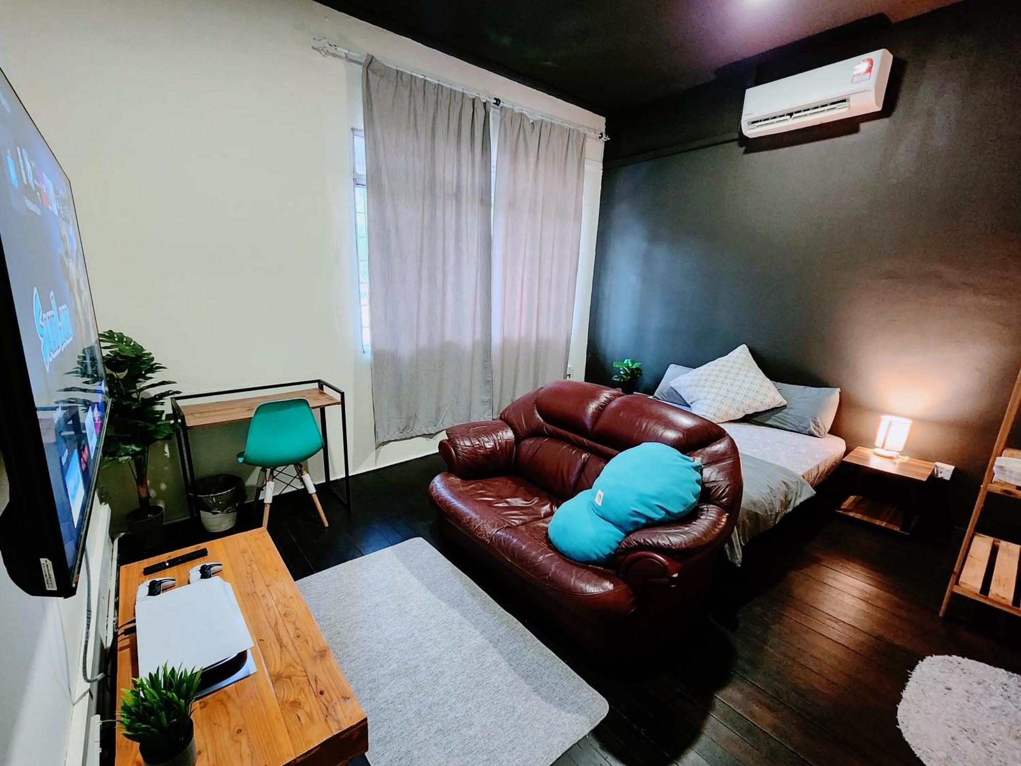 Upspot Kuching Waterfront Premium Hostel Esterno foto